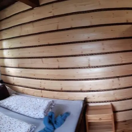 Pri Vodopade * Lúčky